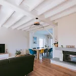 Maison Le Basta Begaar